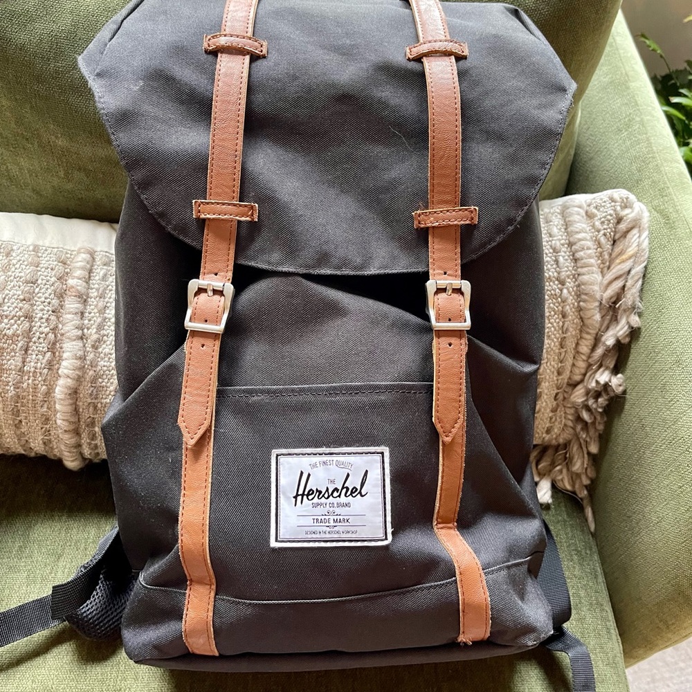 Herschel Retreat Backpack